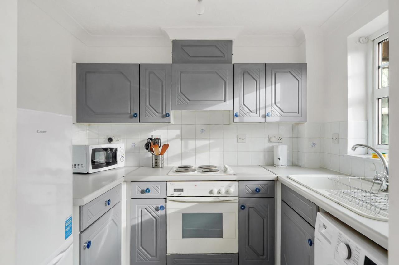 Cozy Luton Town Centre Retreat 아파트 외부 사진